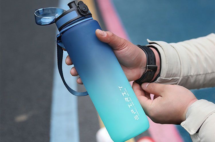 Sports Water Cup for Boys 2026 New Summer Portable High Temperature Resistant Fitness Pot Student Outdoor Large Capacity Water Cup